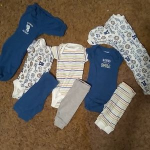 Mix & match onsies with pants & 2 sleepers